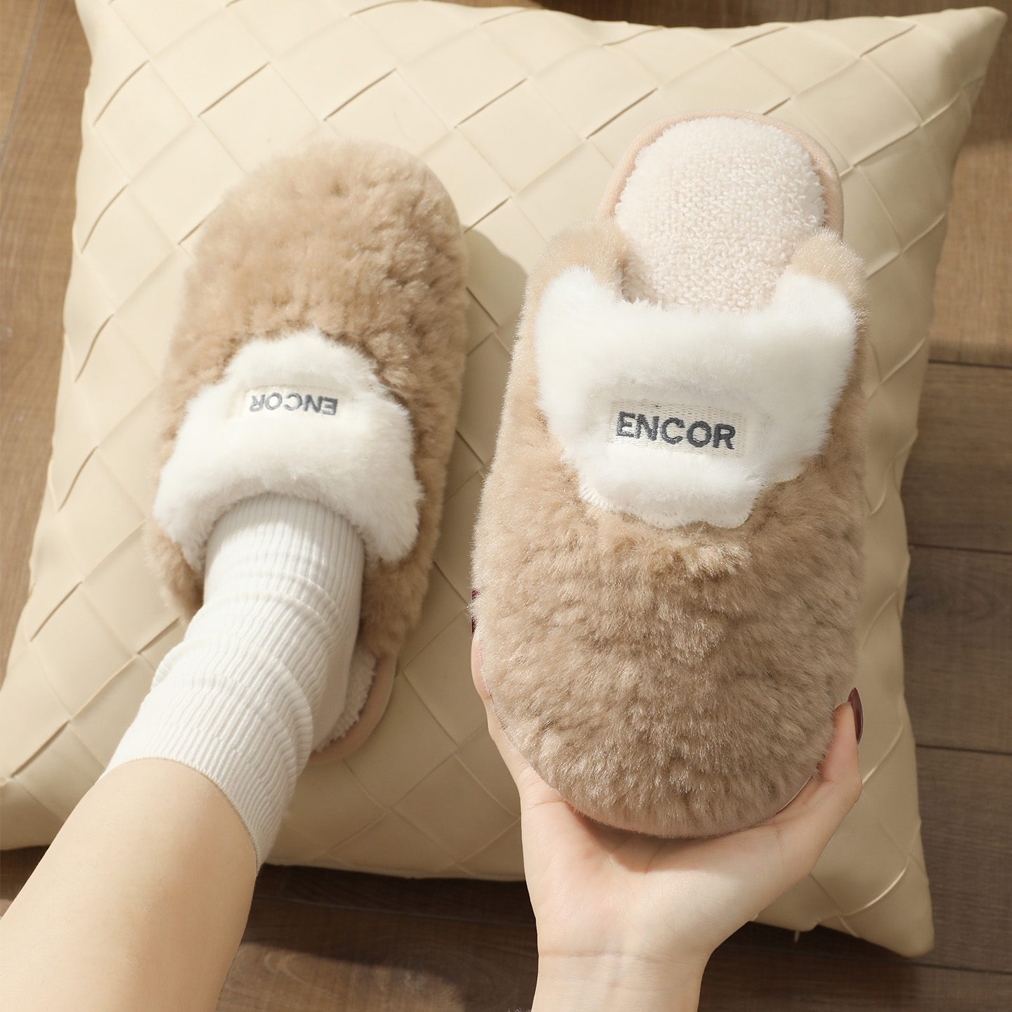 Sandal Rumah Berbulu Lembut un - Eco Sponge ulasan dan harga